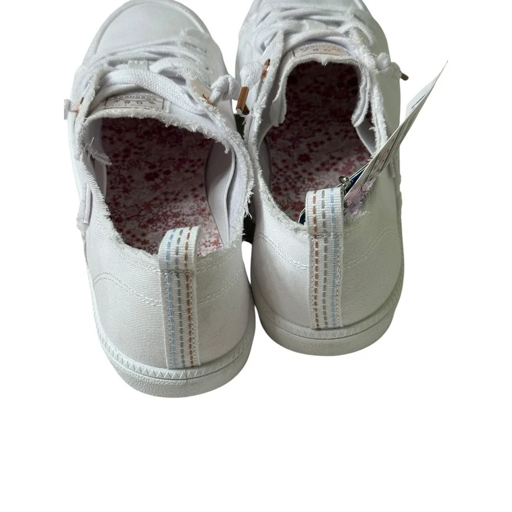 Skechers Bobs Womens Cute 2.0 White Canvas Low Sneakers Shoes Sz 9.5 - Picture 3 of 10